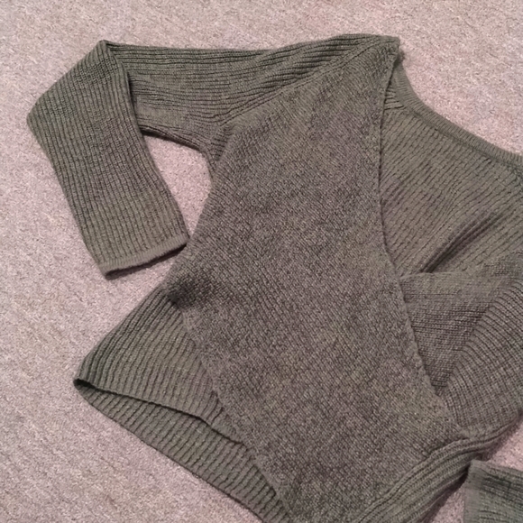 Aerie green marl open back sweater - Picture 2 of 4